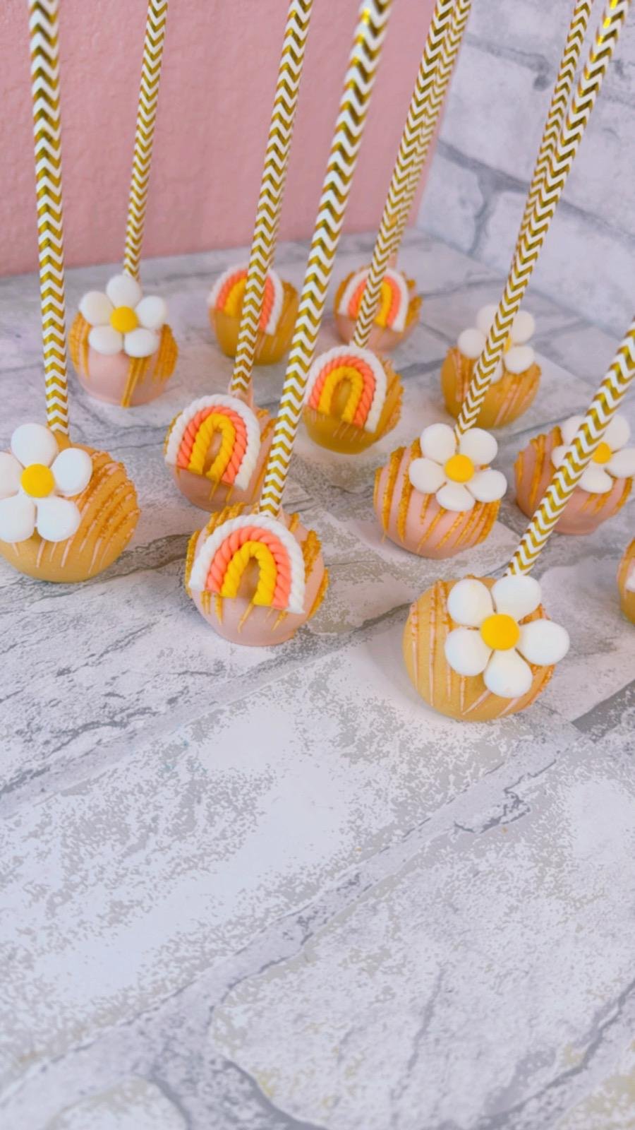 Custom cake pops