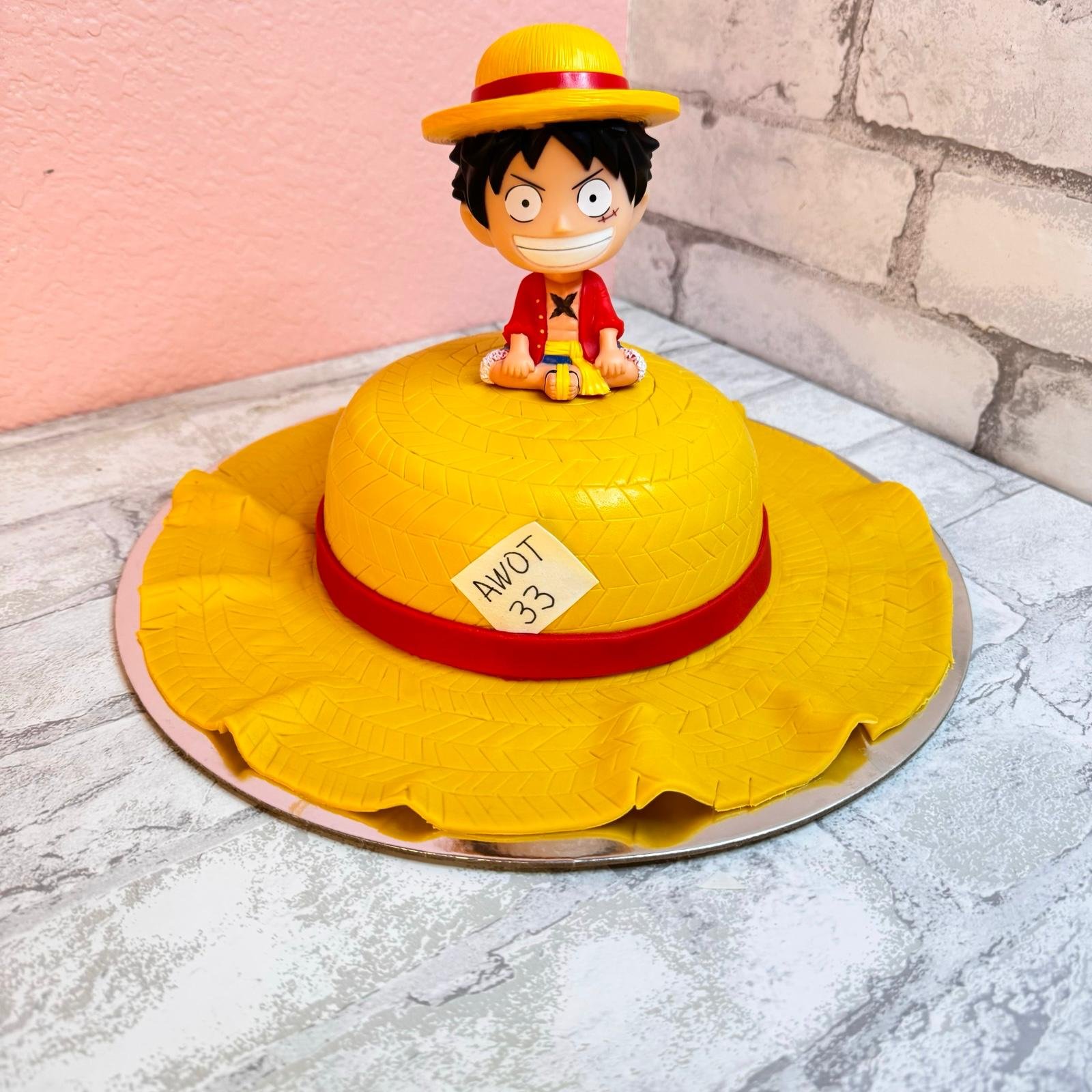 New realistic cake design